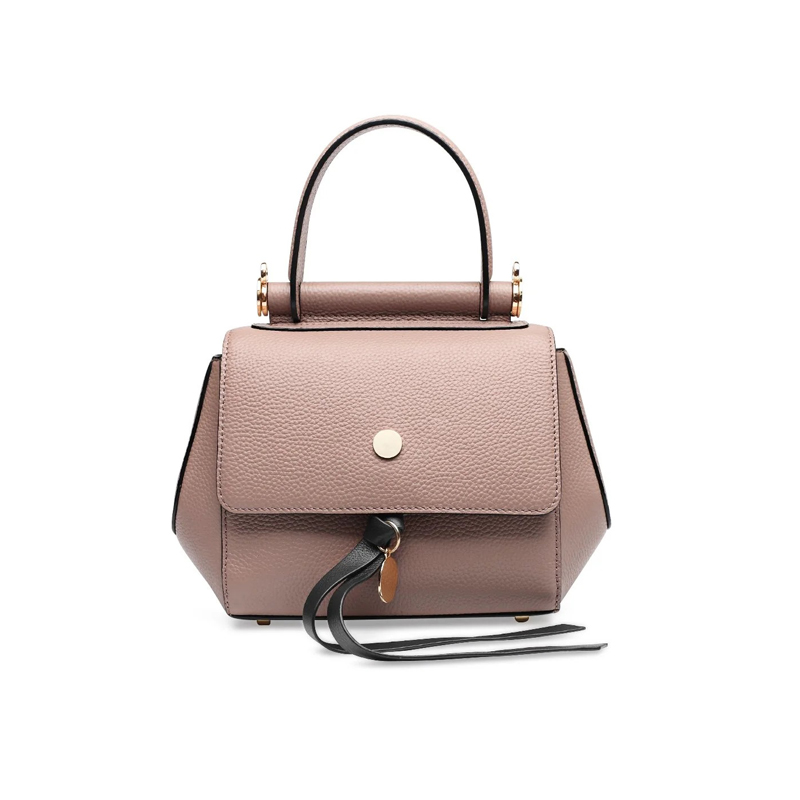 一到節(jié)日，是時候該表現(xiàn)的時候咯